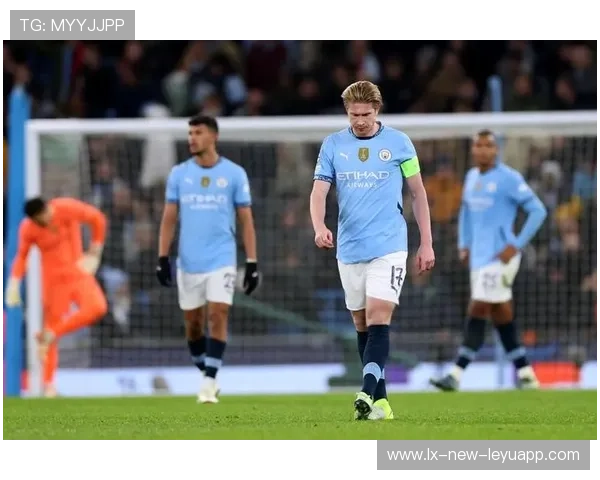 德布劳内弧线传中造威胁，曼城再次撬动防线