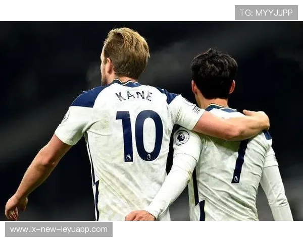 凯恩连续二过一配合行云流水——用速度与默契解锁团队协作的新体验